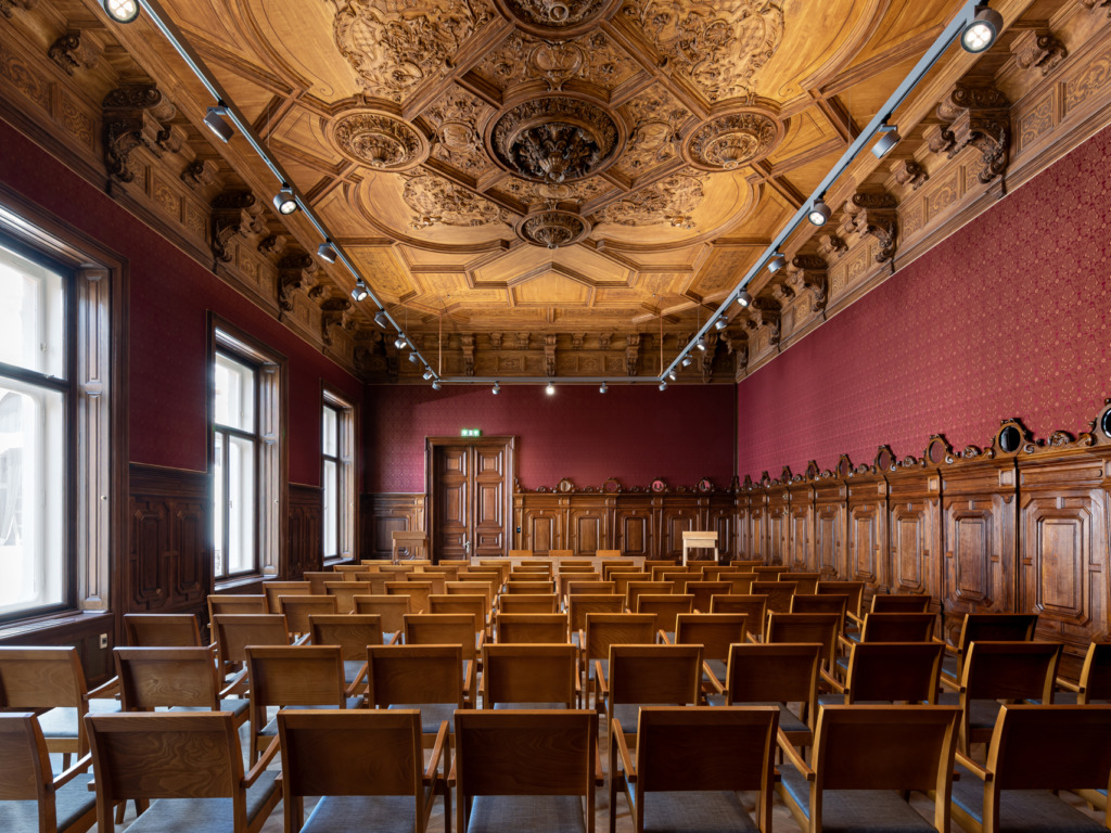 KÁROLYI-CSEKONICS PALACE