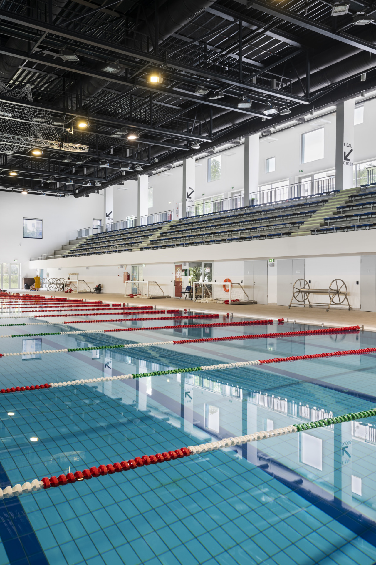TÜSKE SWIMMING POOL COMPLEX